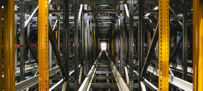 Industrial & intralogistics applications
