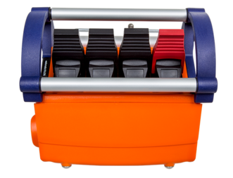 linus 4. The compact linear lever control for 4 stepless drives.