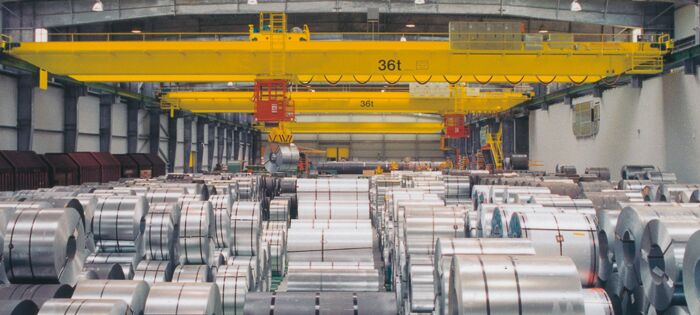 Industrial cranes & lift equipment