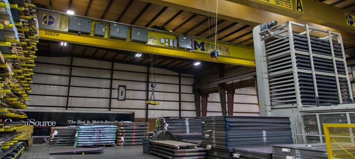 Industrial cranes & lift equipment