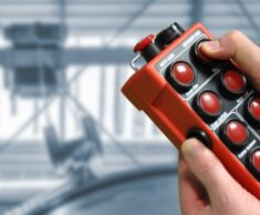 In 1987, HBC presents the first handheld transmitter for the control of industrial cranes with push buttons.