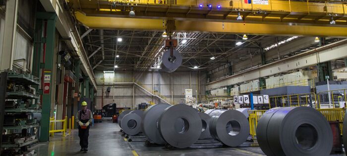 Industrial cranes & lift equipment