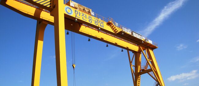 Industrial cranes & lift equipment 
