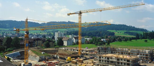 Construction cranes 