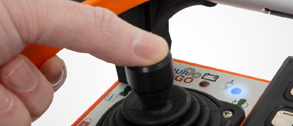radiomatic<sup>®</sup> touch-to-activate <p>radiomatic<sup>®</sup> touch-to-activate allows for the release of operating elements by touching the rollover bar or the joysticks.</p>