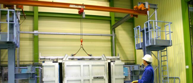 Industrial cranes & lift equipment 