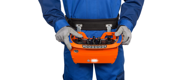 technos B The powerful technos transmitter with large function range.