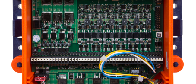 FSE 507 Robust radio technology for up to 6 analog drives.