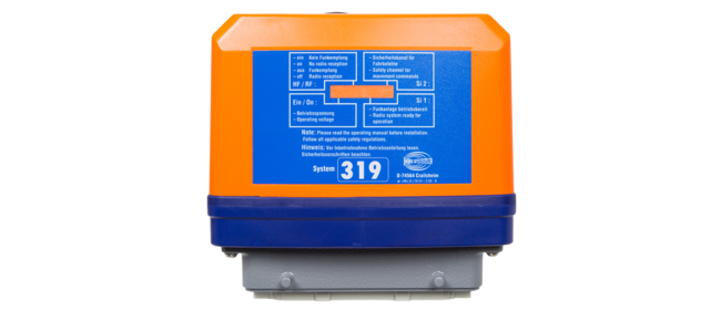 FSE 319 The Plug & Play radio receiver with 18 control functions and DC power supply.