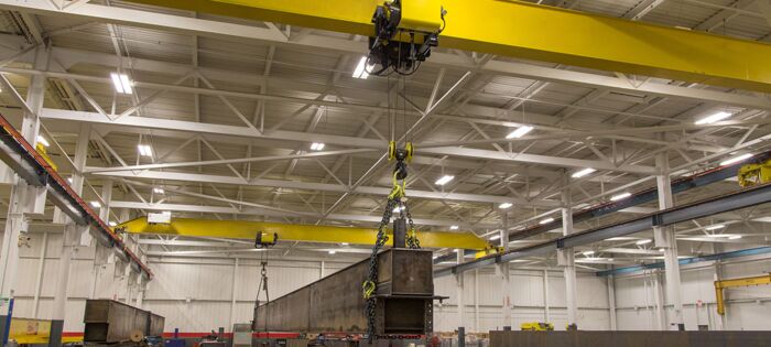 Industrial cranes & lift equipment