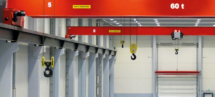 Industrial cranes & lift equipment