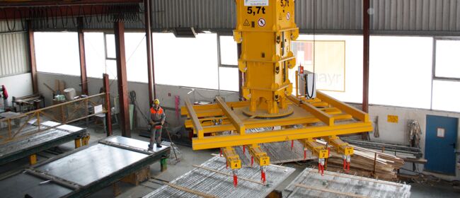 Industrial cranes & lift equipment 