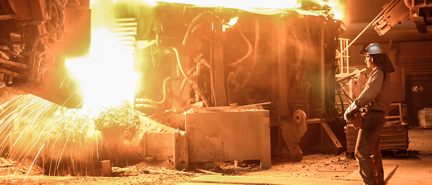 Wireless HBC controls are perfectly fit for the harsh requirements of the steel industry.
