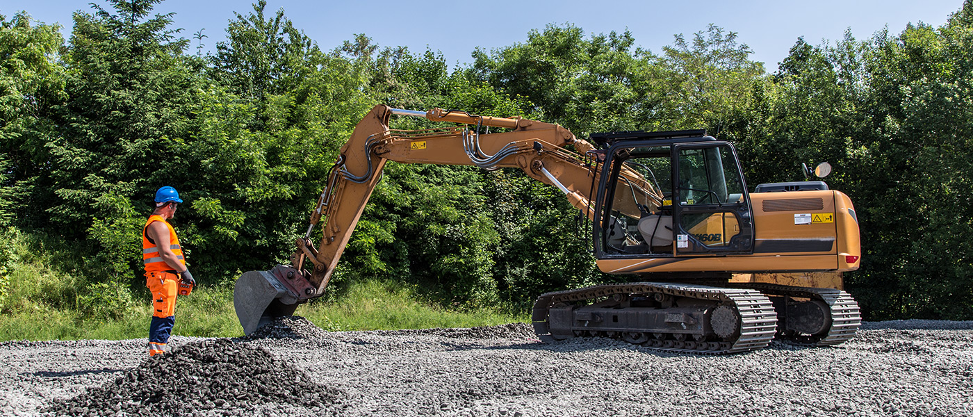 HBC radio controls: ideal for diverse types of excavators.
