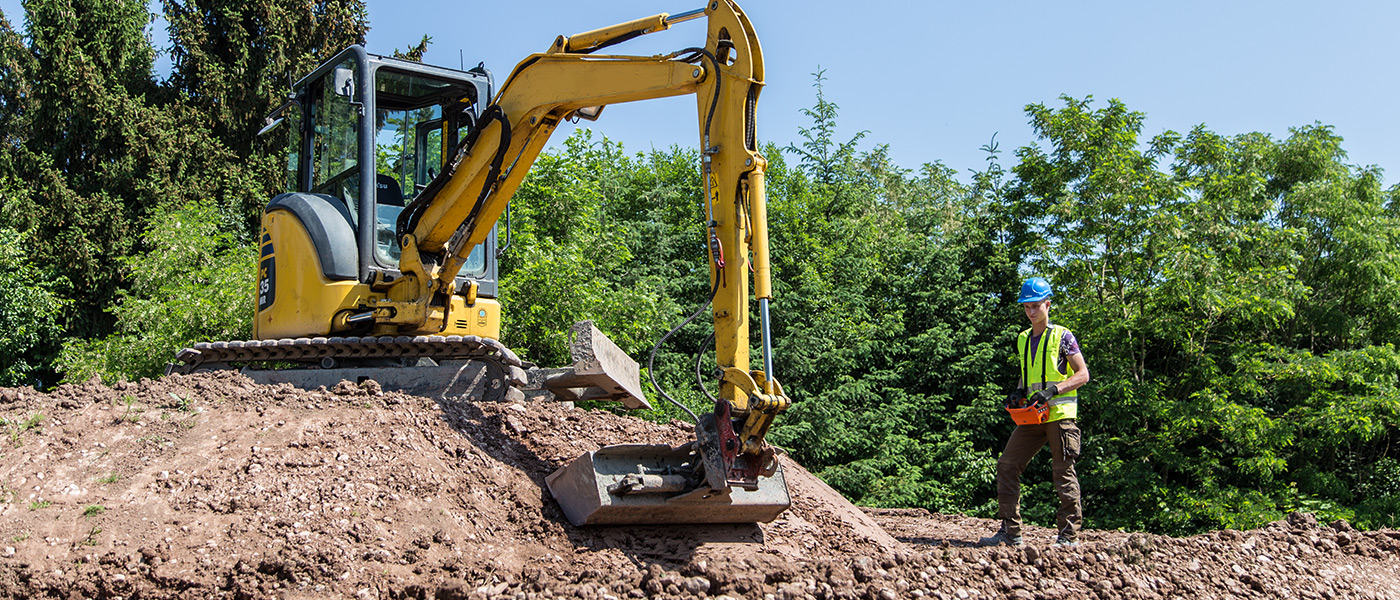 HBC radio controls: ideal for diverse types of excavators.