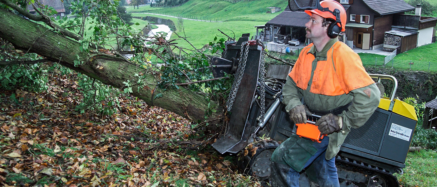More than 40 years of experience with forestry machines.