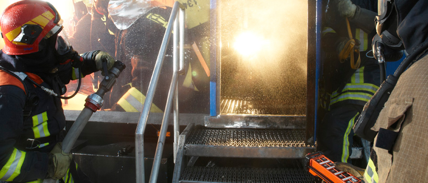 Radio controls by HBC-radiomatic make it easier to control fire simulation installations.